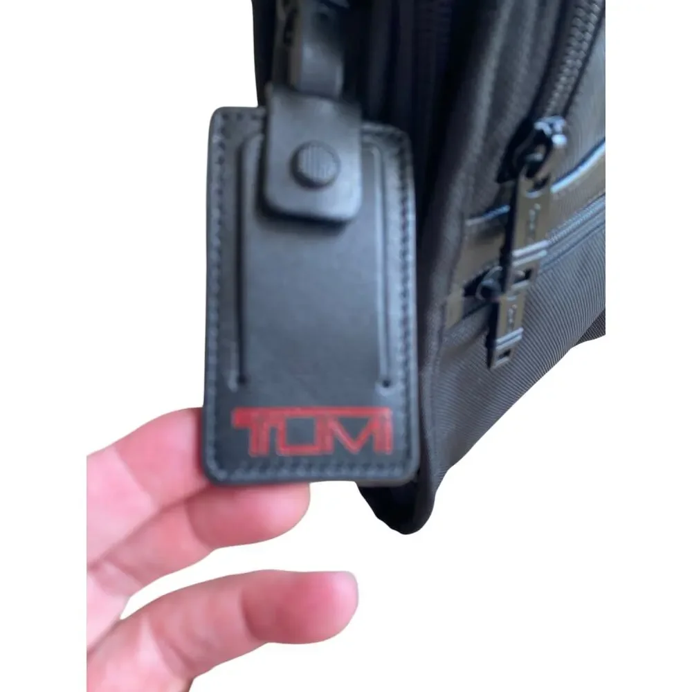 TUMI Alpha 2 Black Ballistic Nylon Travel Messenger Crossbody Bag 22116D2